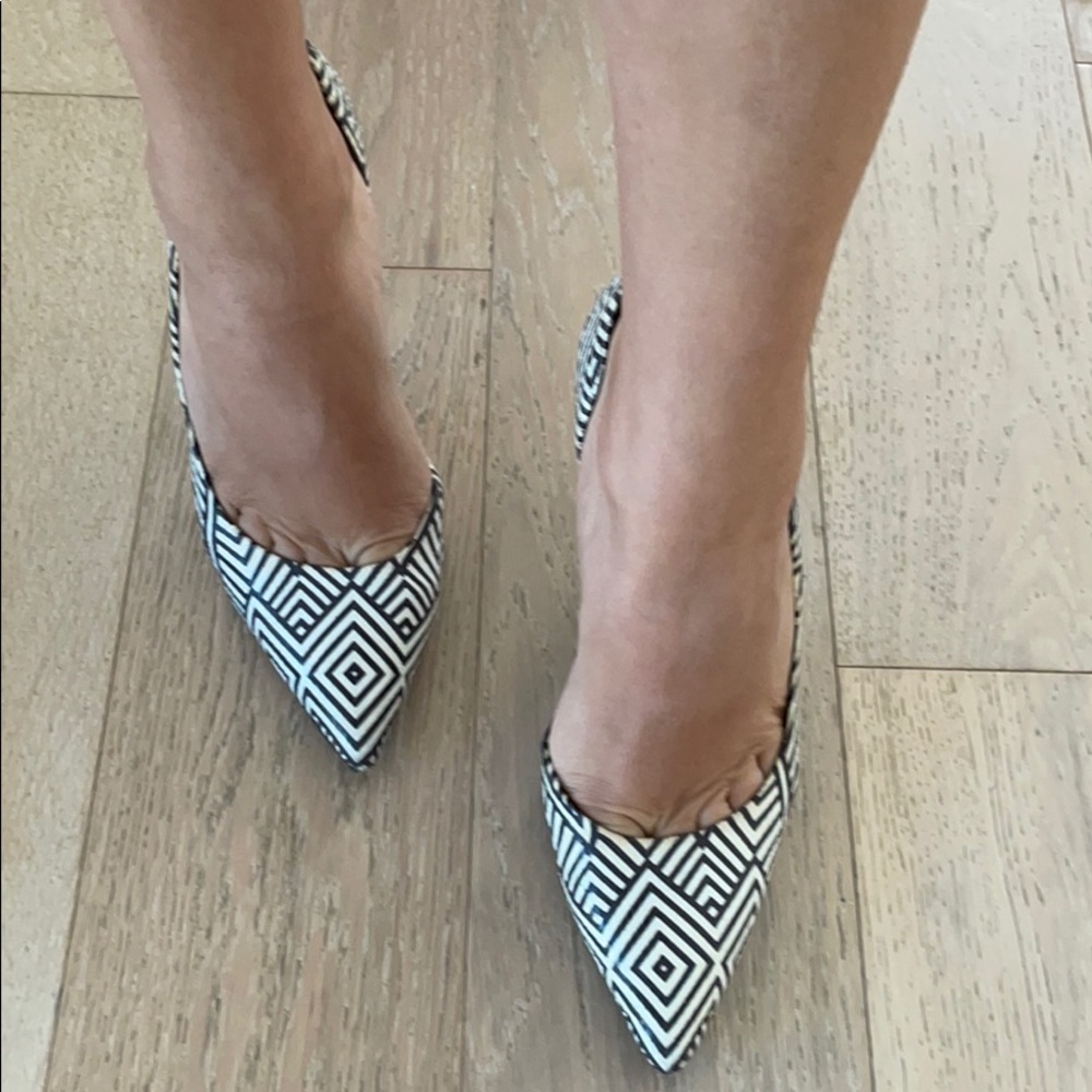Jessica Simpson JS-Claudette pump heel